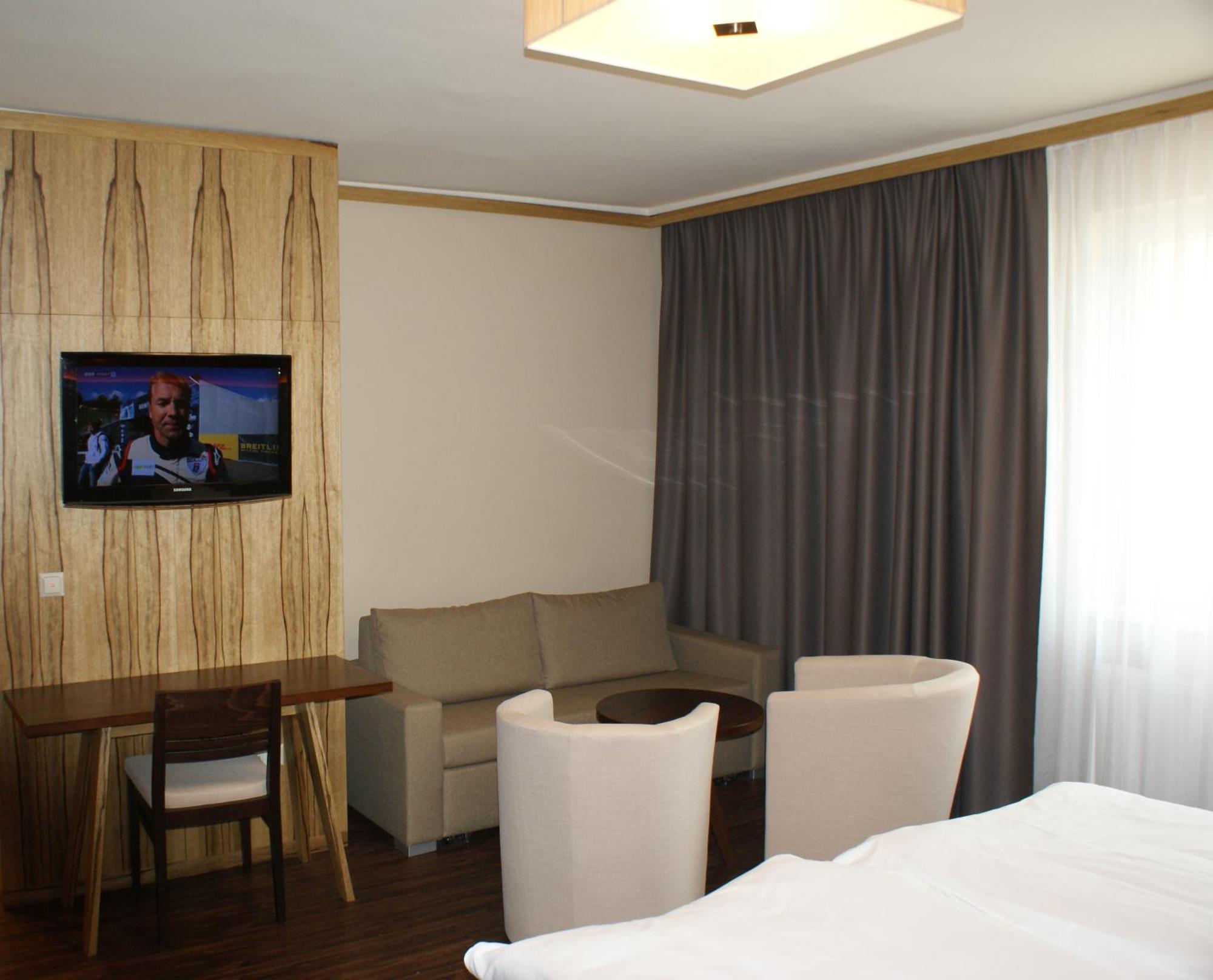 Hotel-Restaurant Schweinberger Stetten Kamer foto