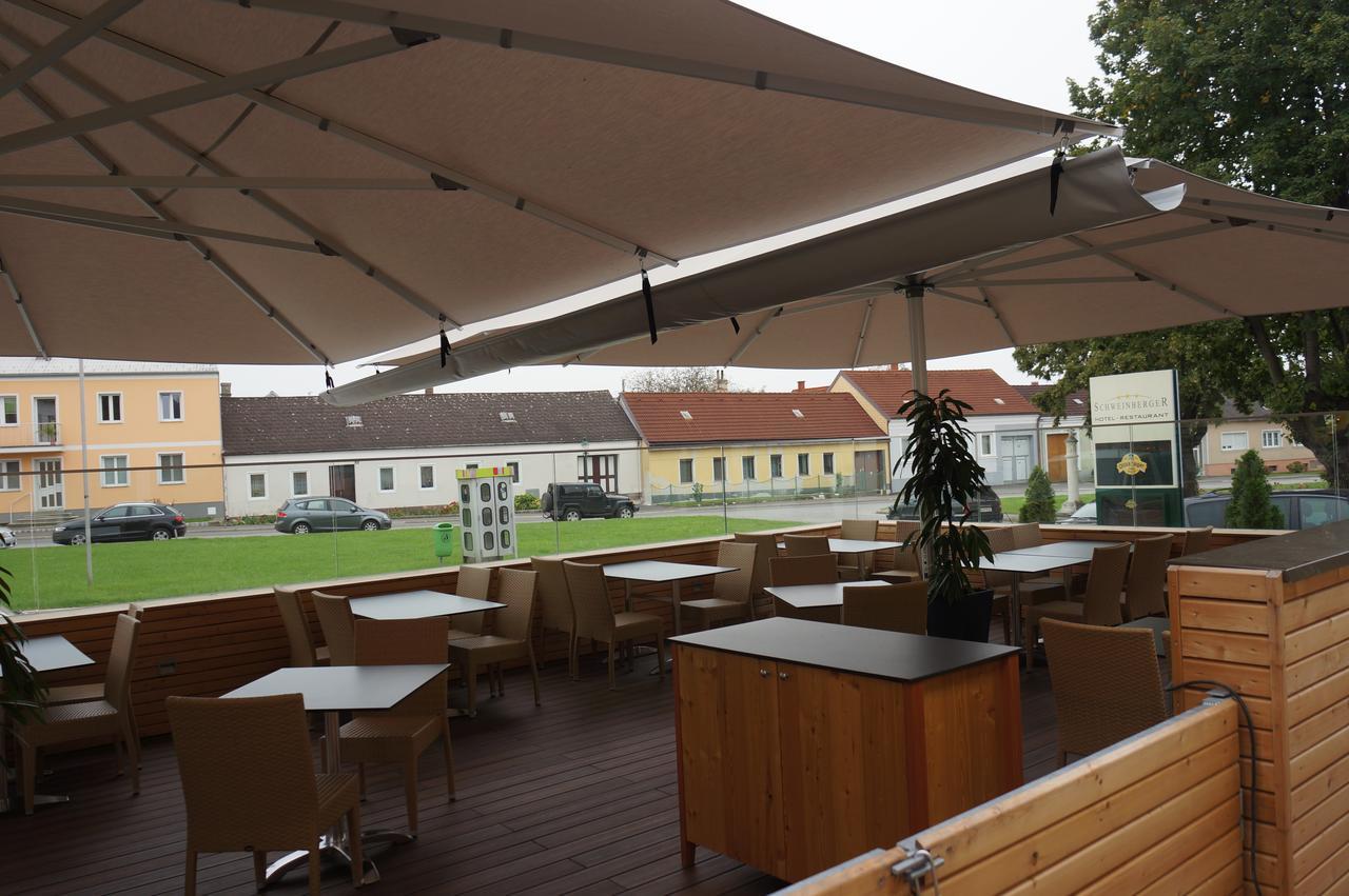 Hotel-Restaurant Schweinberger Stetten Buitenkant foto