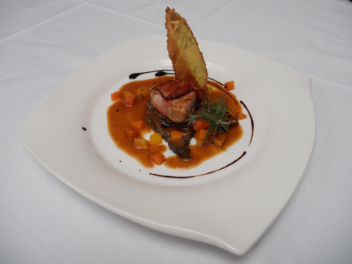 Hotel-Restaurant Schweinberger Stetten Buitenkant foto